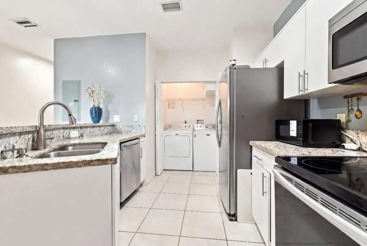 406 W SANTA CATALINA Circle # 406, North Lauderdale FL 33068 photo 4