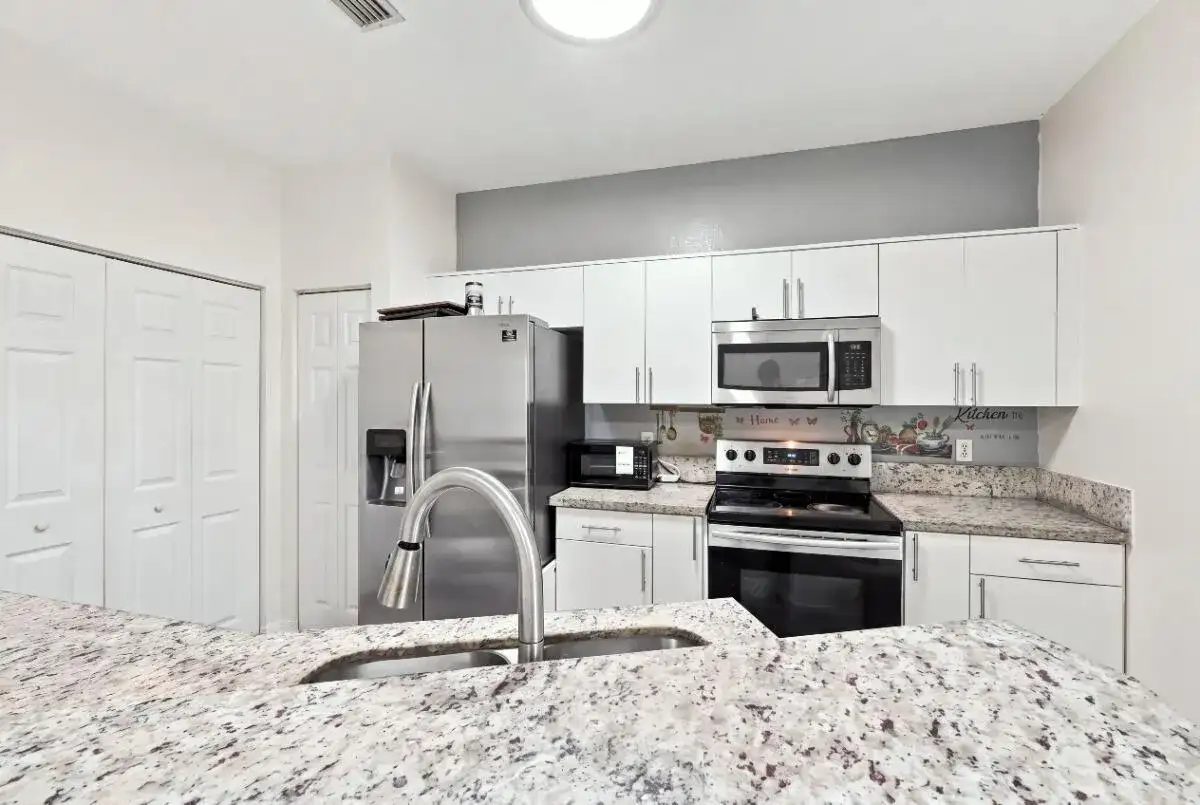 406 W SANTA CATALINA Circle # 406, North Lauderdale FL 33068 photo 5