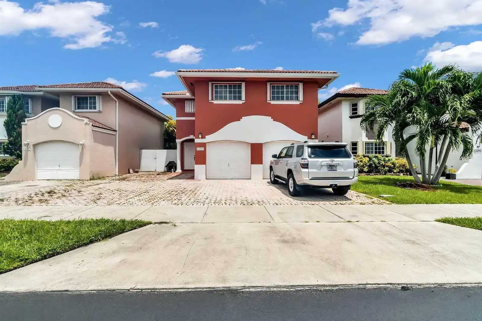 15351 SW 40TH Terrace, Miami FL 33185 photo 2