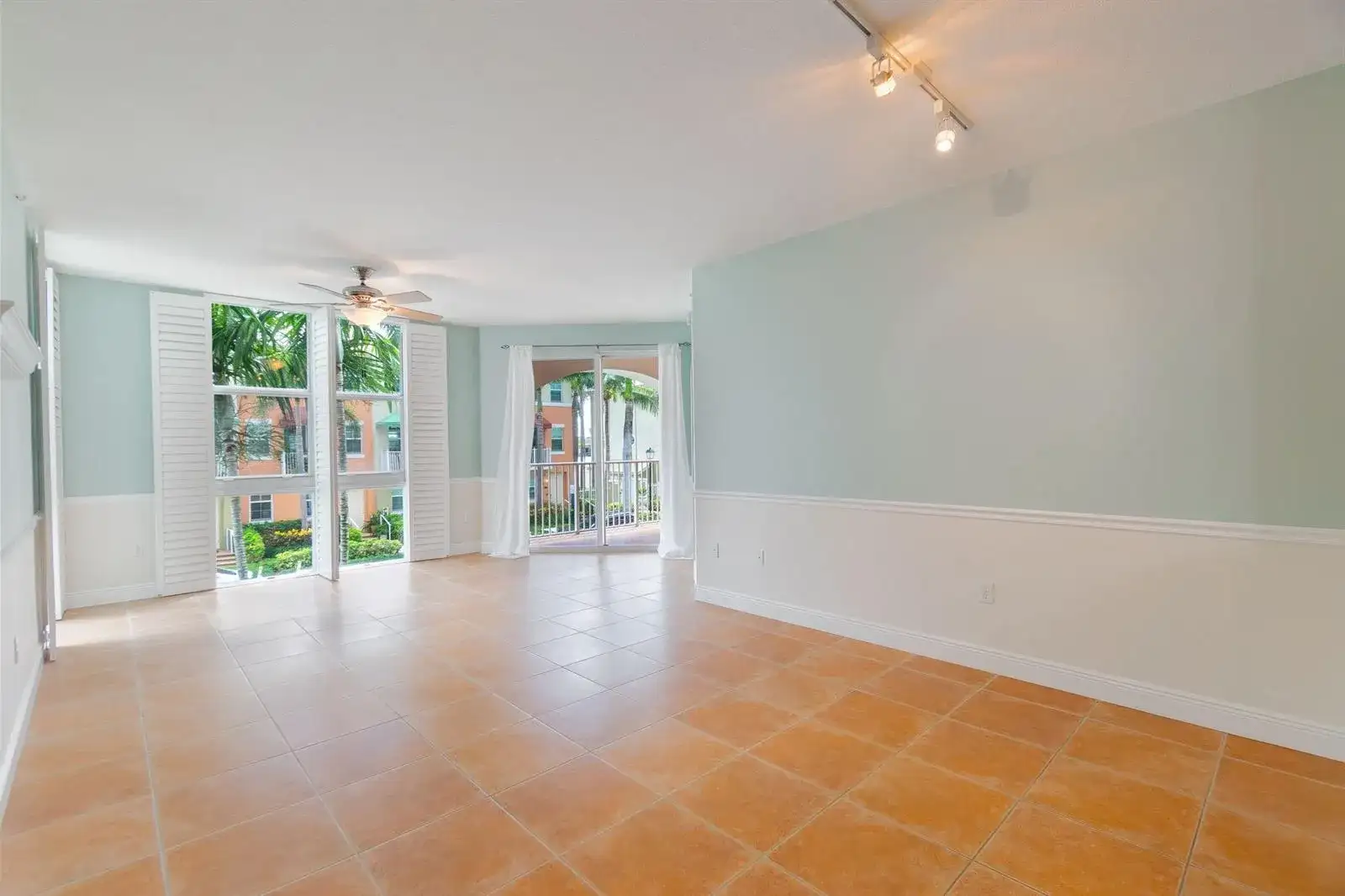 804 E Windward Way # 211, Lantana FL 33462 photo 4