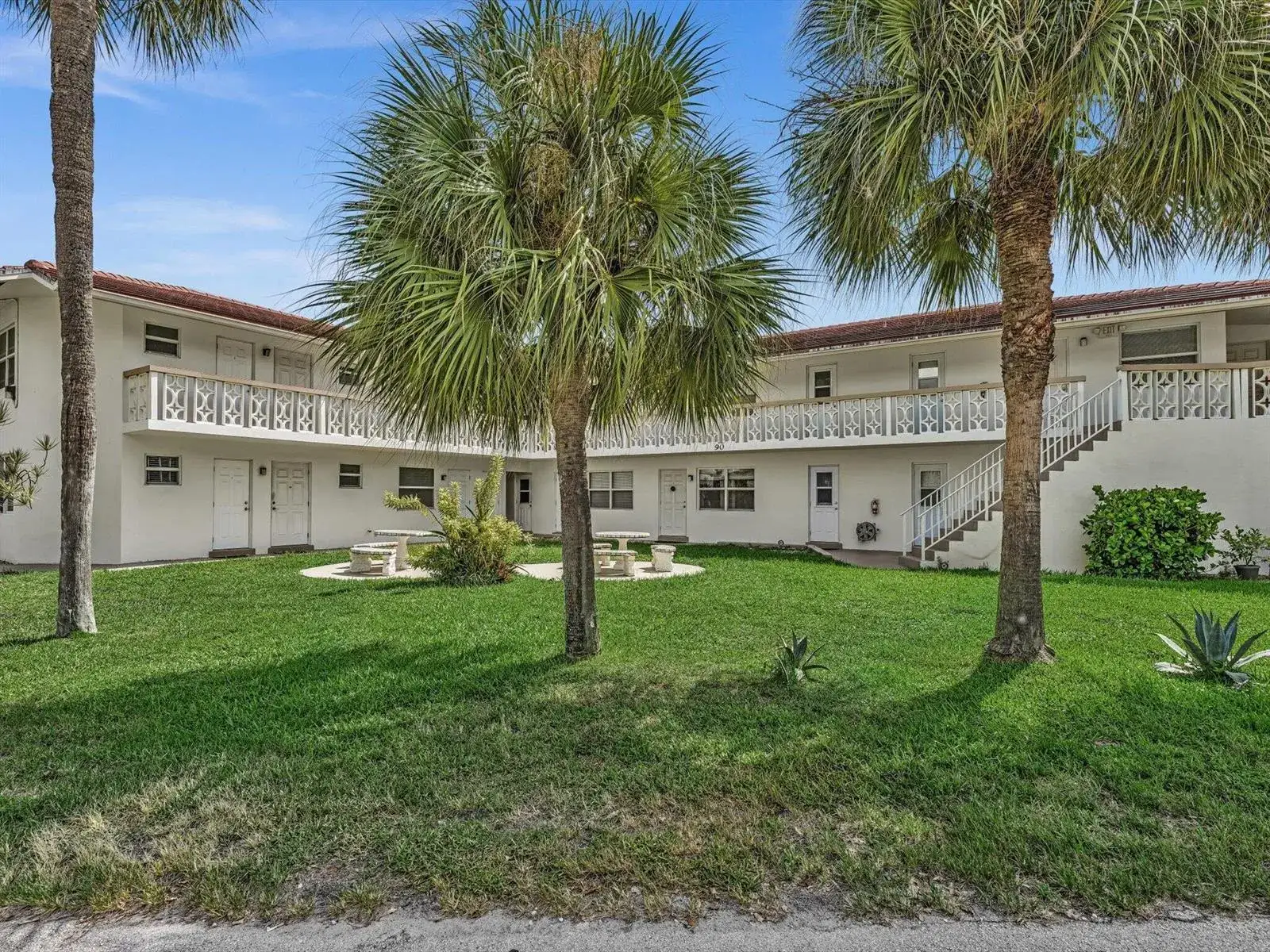 90 NE 19th Avenue # 10, Deerfield Beach FL 33441