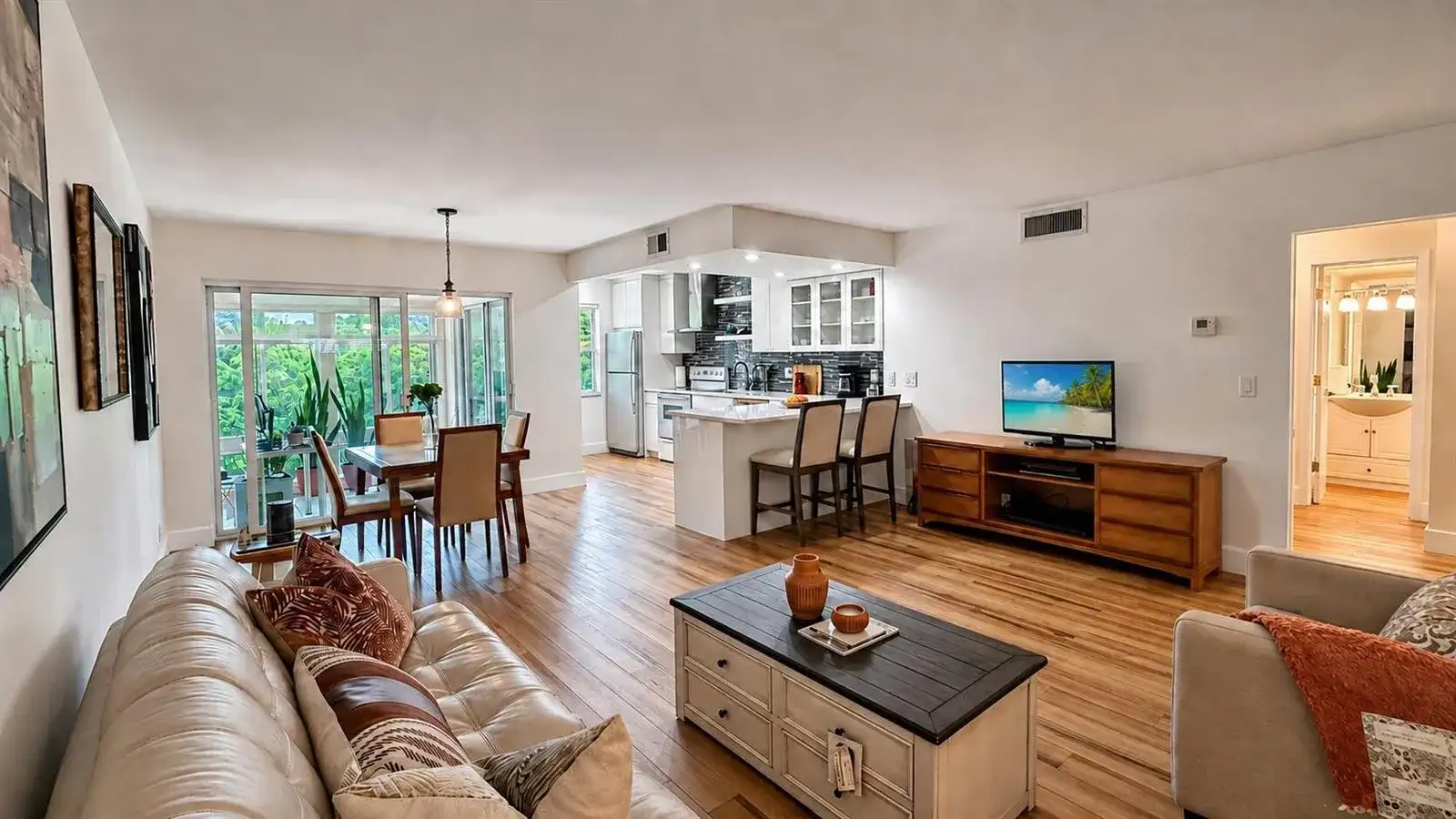 21 COLONIAL CLUB Drive # 303, Boynton Beach FL 33435 photo 3