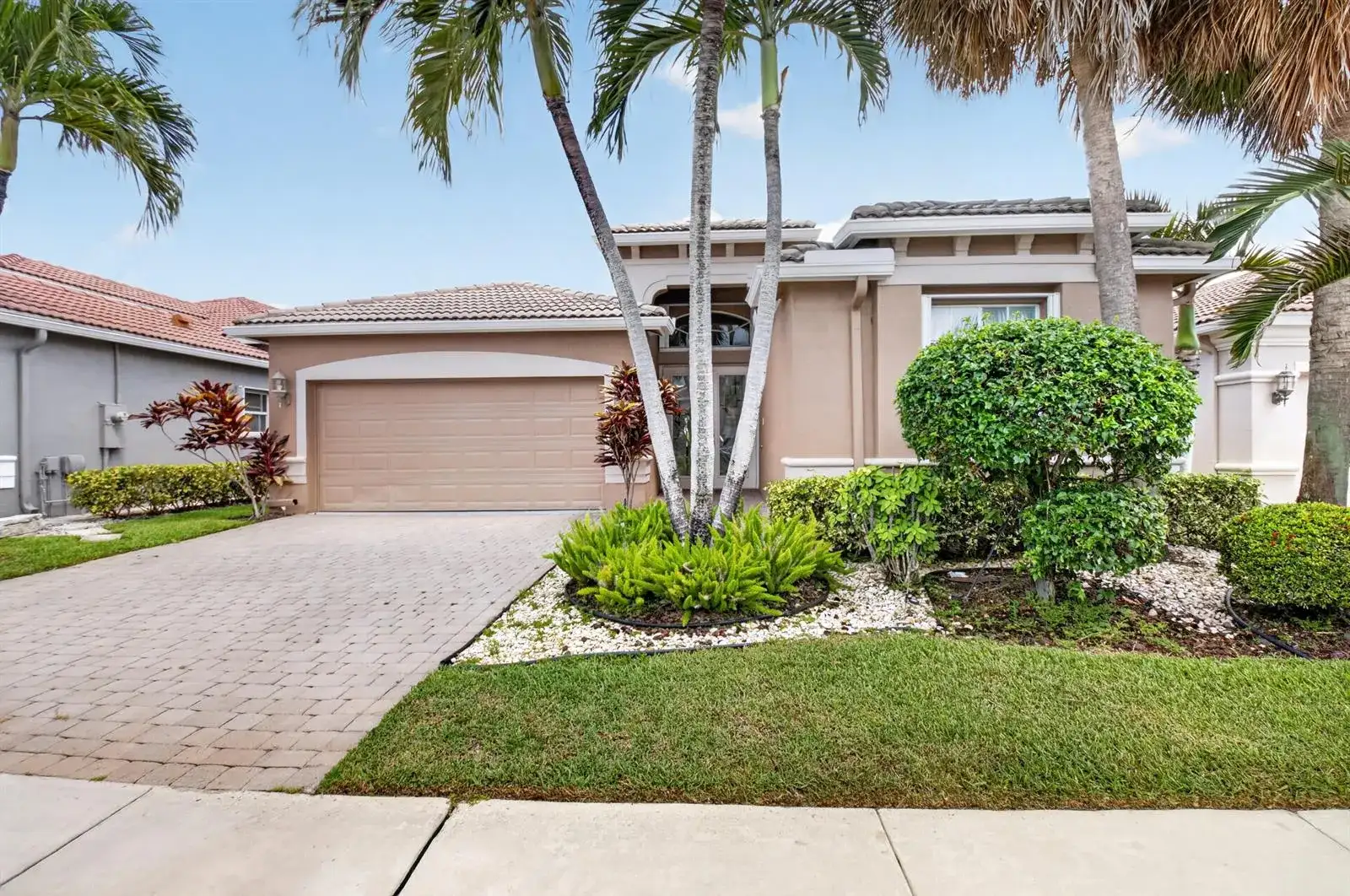 6561 PISANO Drive, Lake Worth FL 33467 photo 2