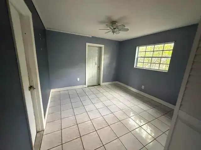 5620 SW 37TH Street, West Park FL 33023 photo 5