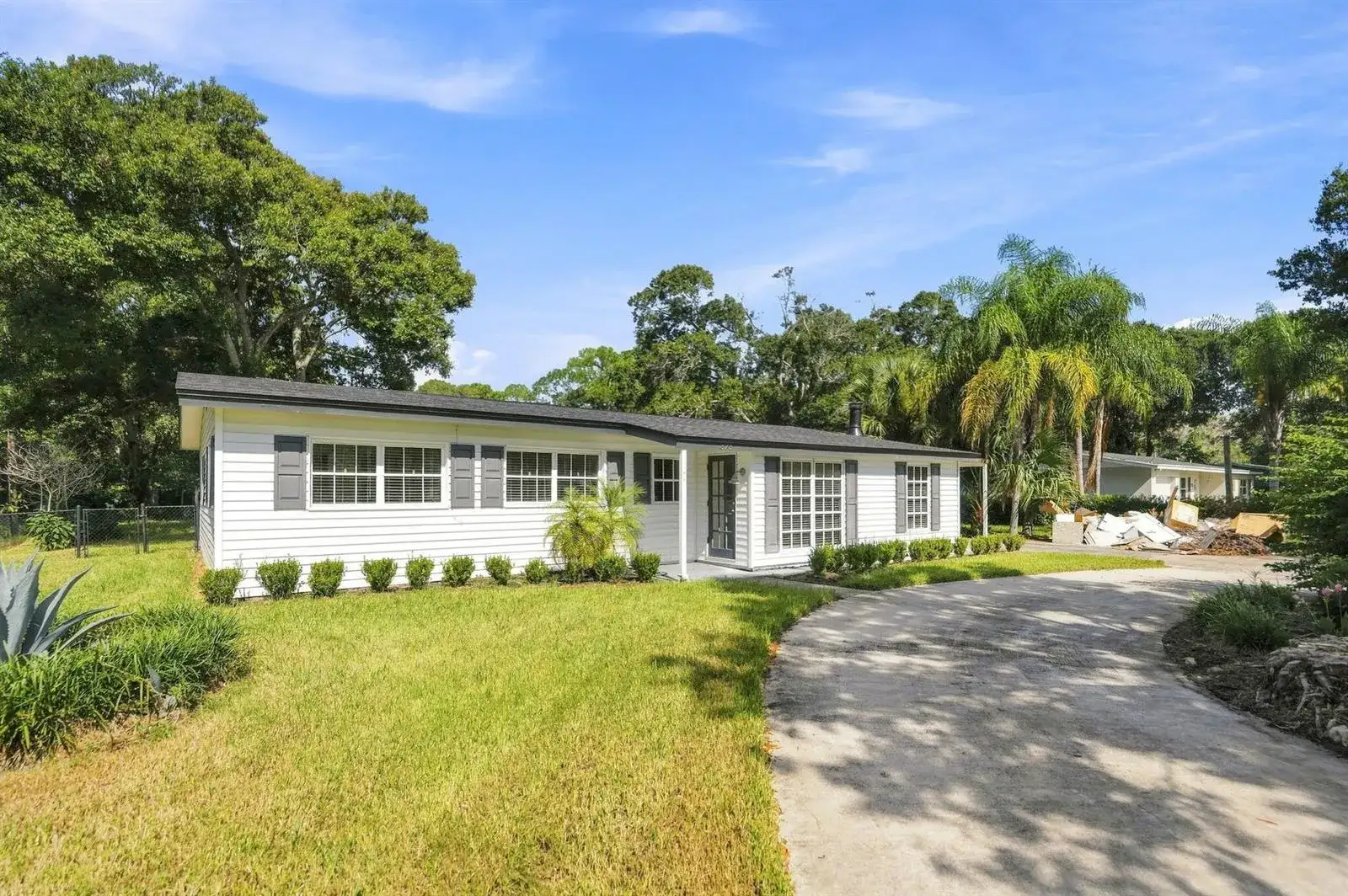 875 28TH Avenue, Vero Beach FL 32960 photo 2