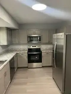 2556 SE HALLAHAN Street, Port St. Lucie FL 34952 photo 5