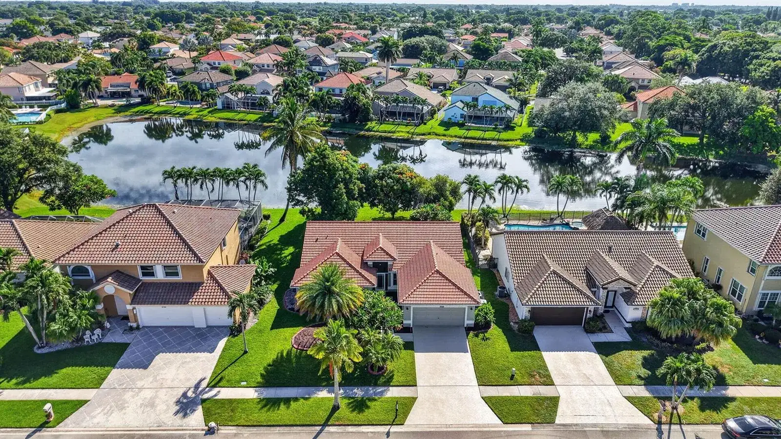 5756 Descartes Circle, Boynton Beach FL 33472 photo 2