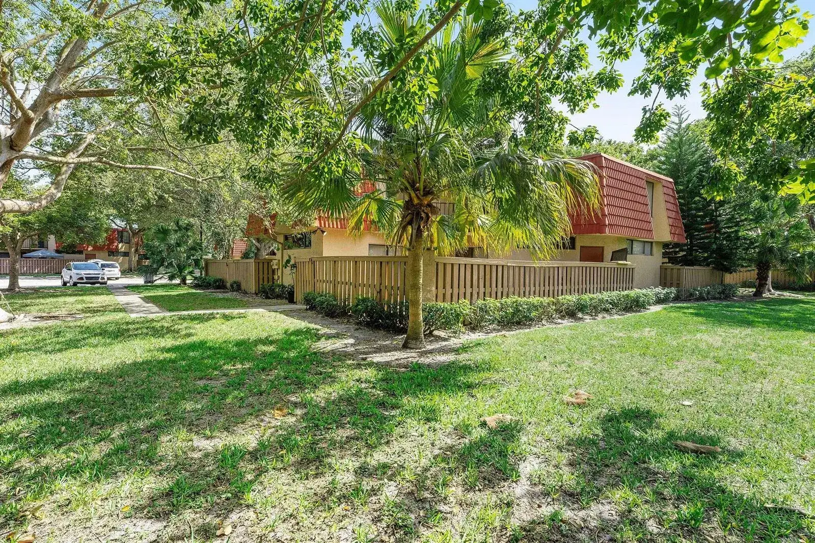 8195 SEVERN Drive # A, Boca Raton FL 33433 photo 2