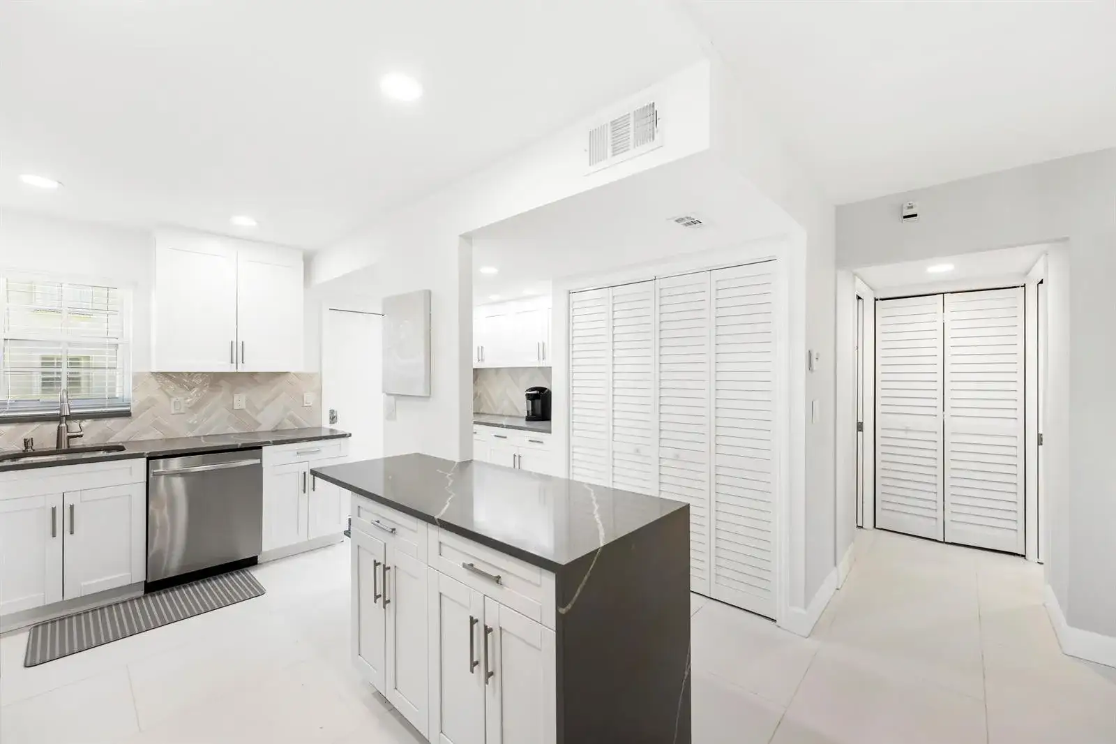 1030 SUGAR SANDS Boulevard # 167, Singer Island FL 33404 photo 3