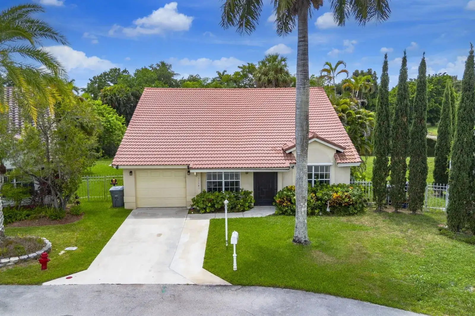 11140 LAKEAIRE Circle, Boca Raton FL 33498 photo 4