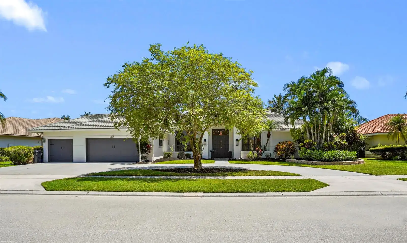 1902 S CLUB Drive, Wellington FL 33414 photo 3