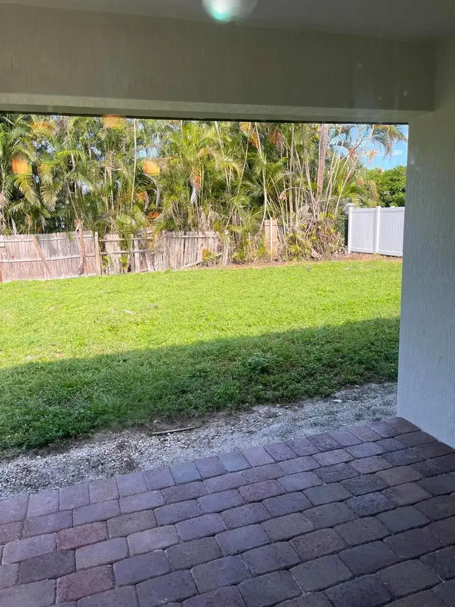 2475 FAITH Avenue, West Palm Beach FL 33417 photo 3