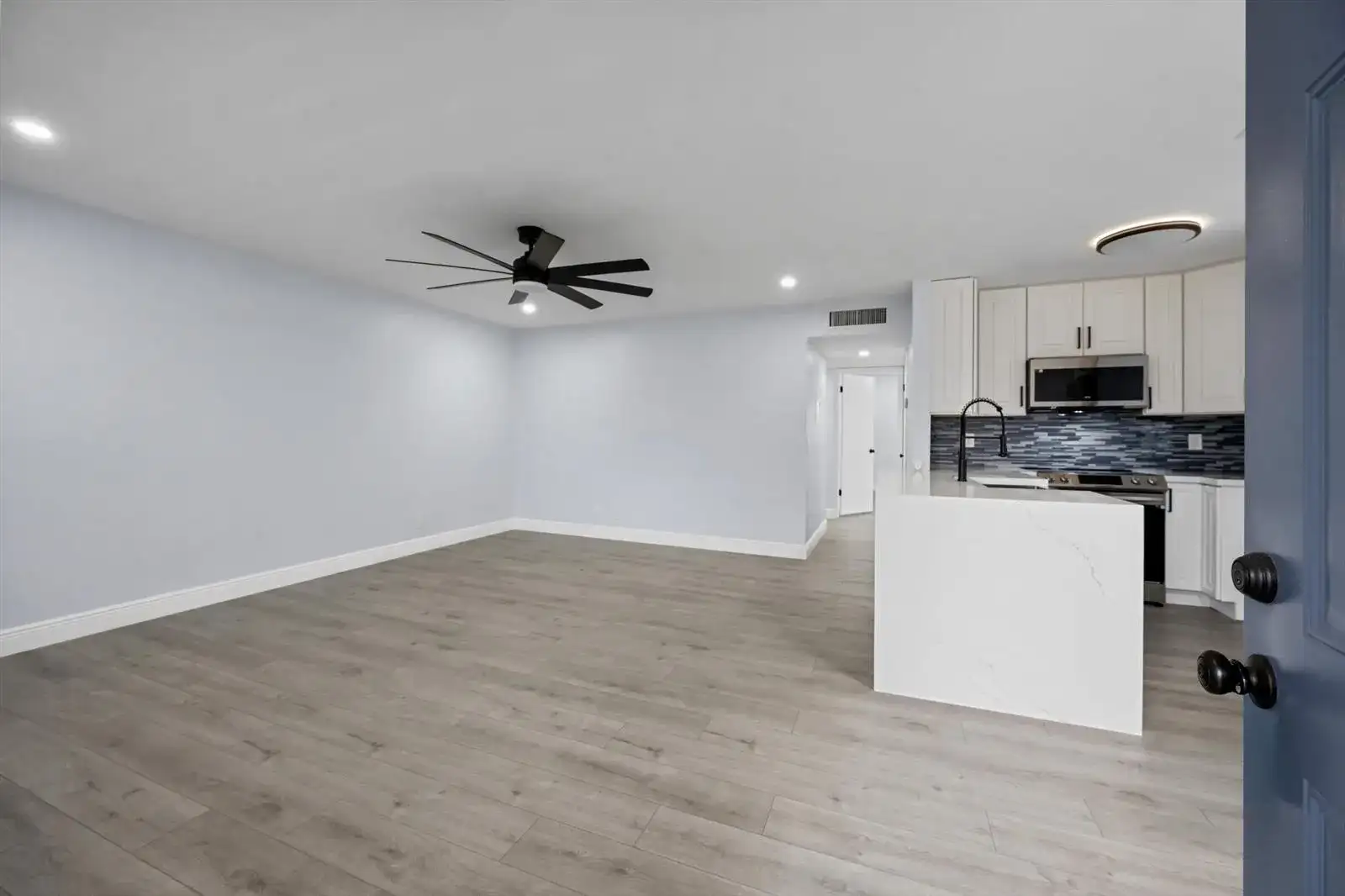 29 Burgundy Drive # A, Delray Beach FL 33484 photo 2