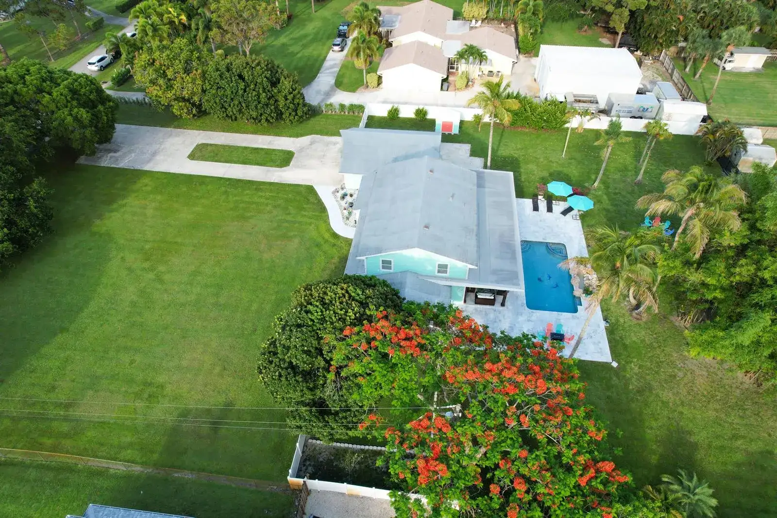 5078 Canal Drive, Lake Worth FL 33463 photo 2