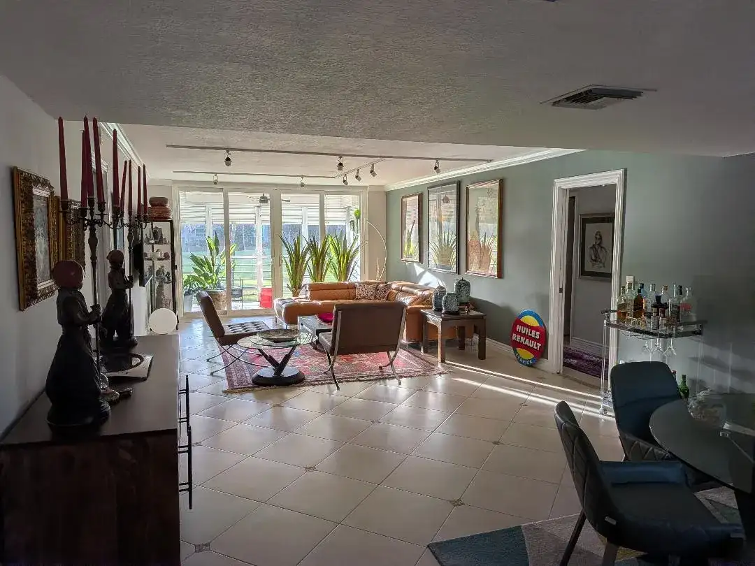 907 Cypress Terrace # 205, Pompano Beach FL 33069 photo 2
