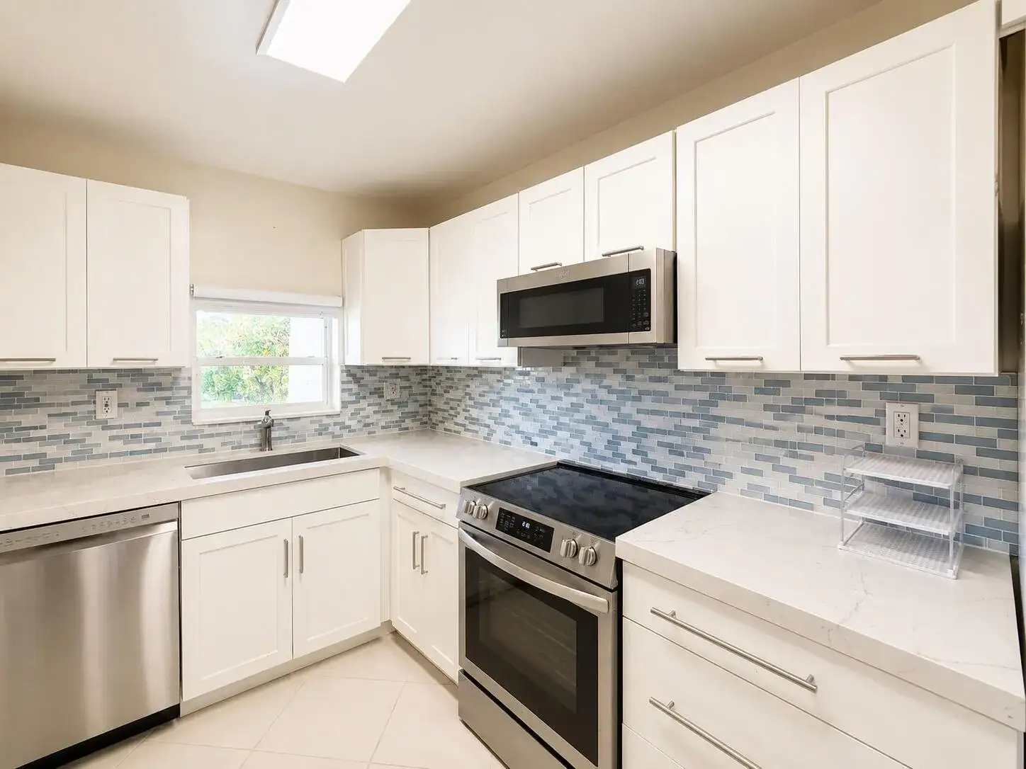 9411 N Hollybrook Lake Drive # 309, Pembroke Pines FL 33025 photo 3