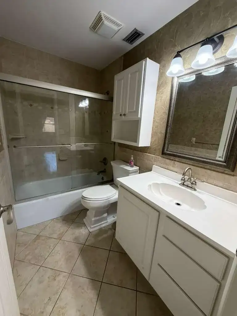 2050 Oleander Boulevard # 202, Fort Pierce FL 34950 photo 5