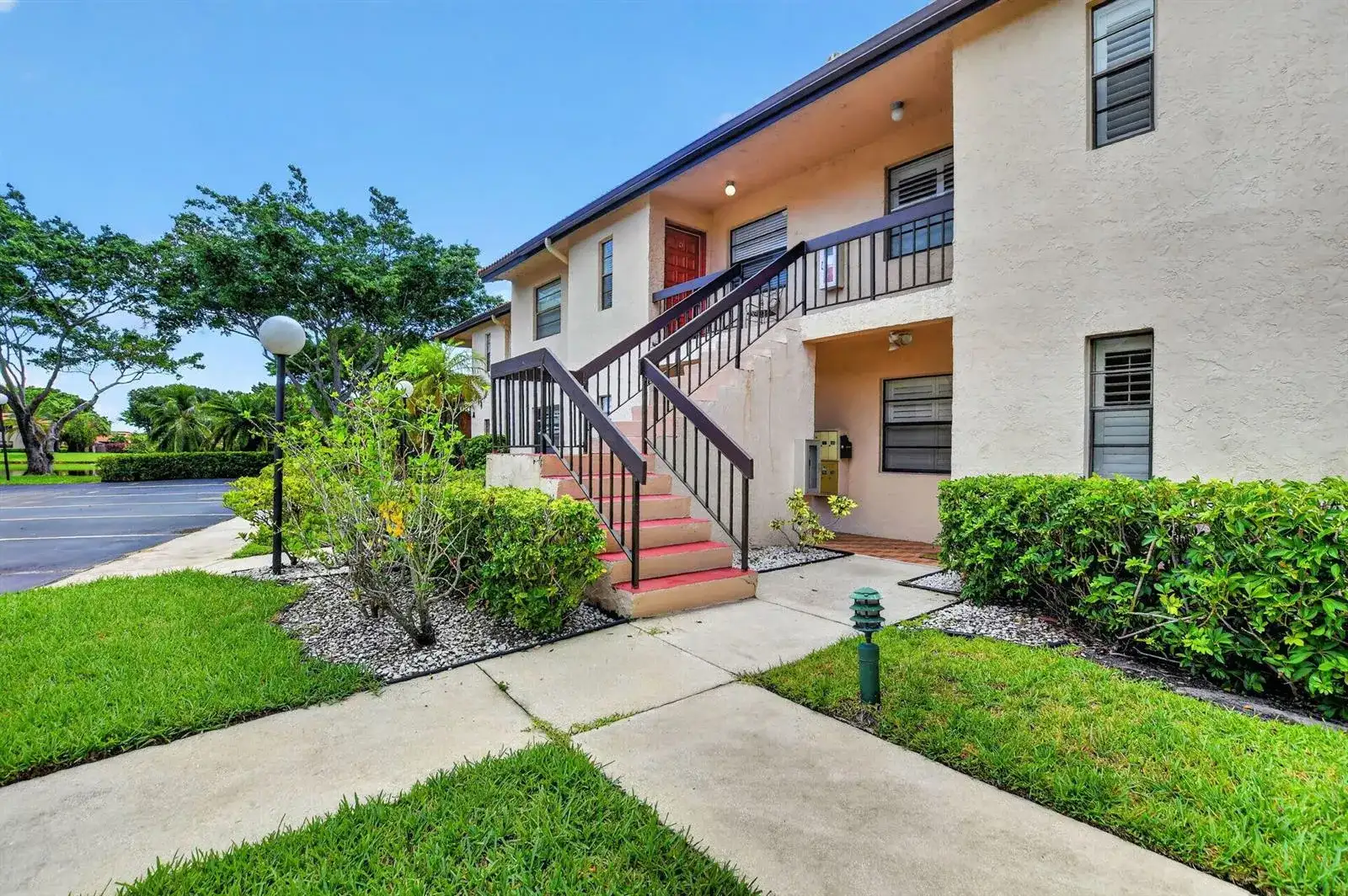 9287 VISTA DEL LAGO # D, Boca Raton FL 33428 photo 2