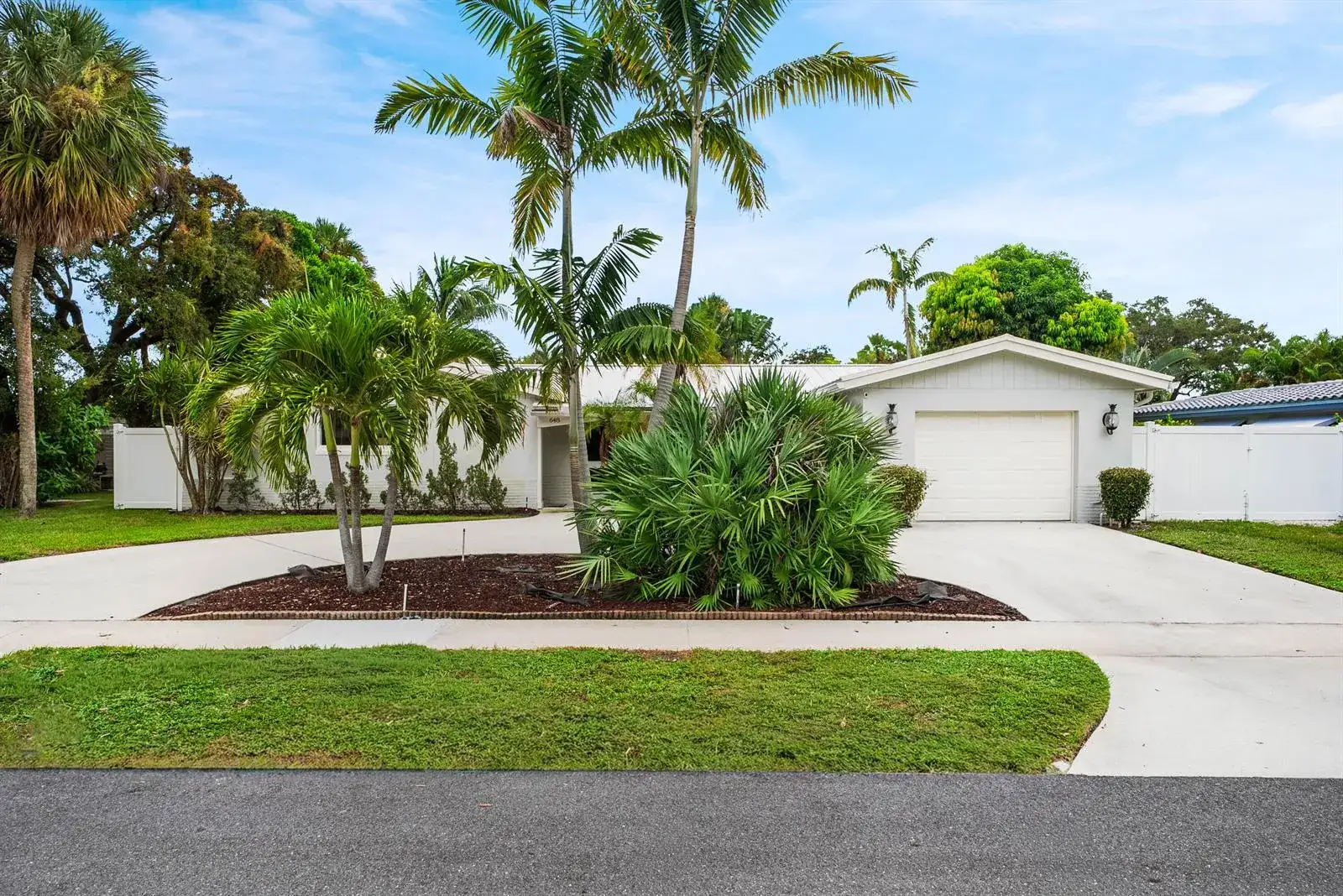 648 SW 3RD Street, Boca Raton FL 33486 photo 2