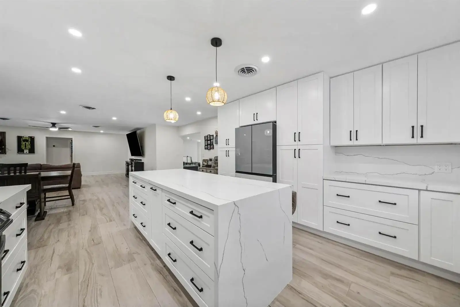 648 SW 3RD Street, Boca Raton FL 33486 photo 4