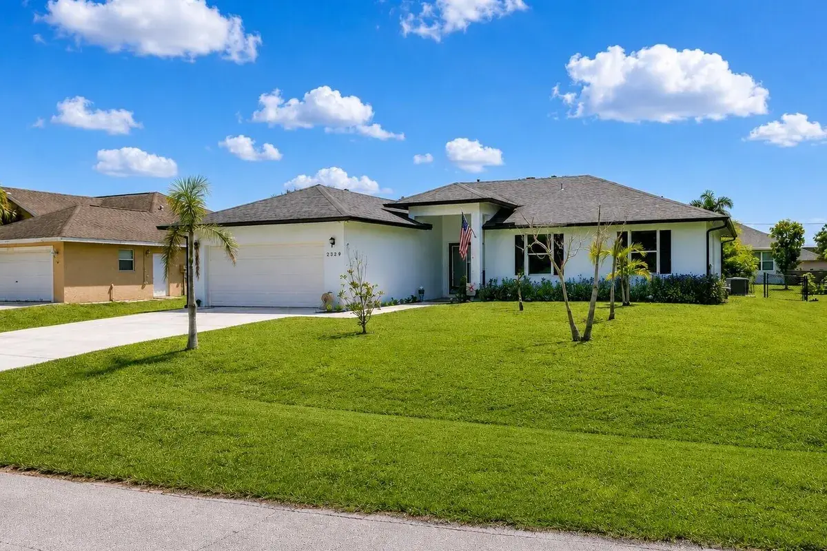 2329 SW Mountwell Street, Port St. Lucie FL 34984