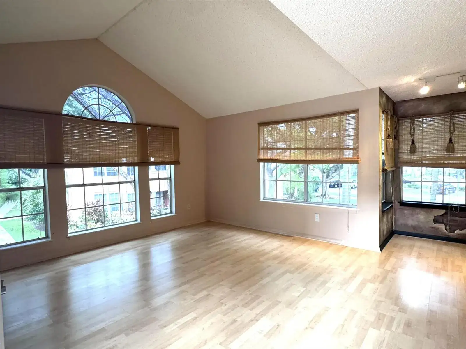 1011 Crystal Way, Delray Beach FL 33444 photo 2