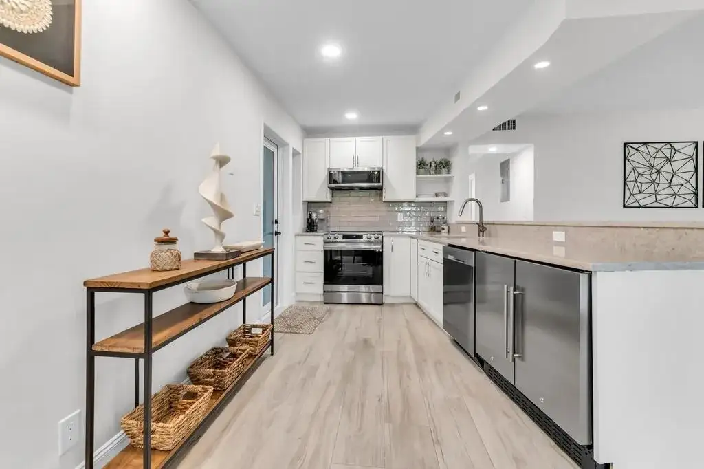 4848 NE 23RD Avenue # 8A, Fort Lauderdale FL 33308 photo 3