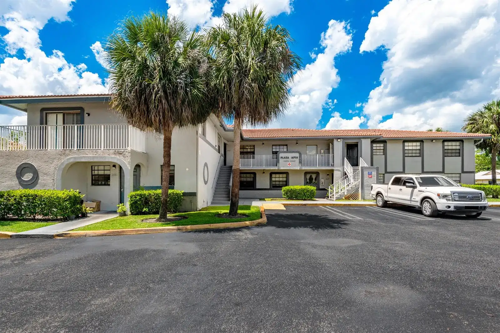 10675 Royal Palm Boulevard, Coral Springs FL 33065 photo 2