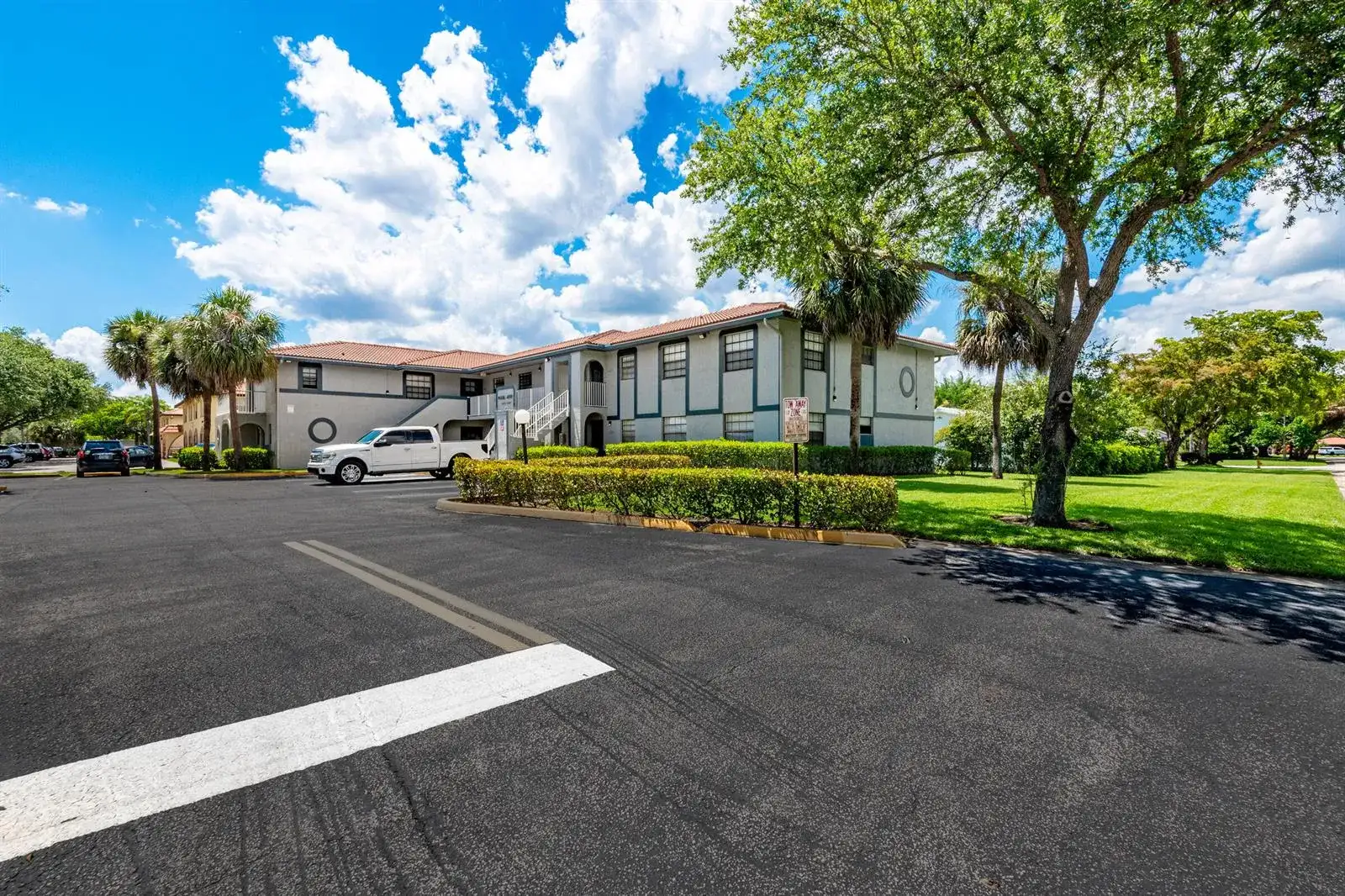 10675 Royal Palm Boulevard, Coral Springs FL 33065 photo 4