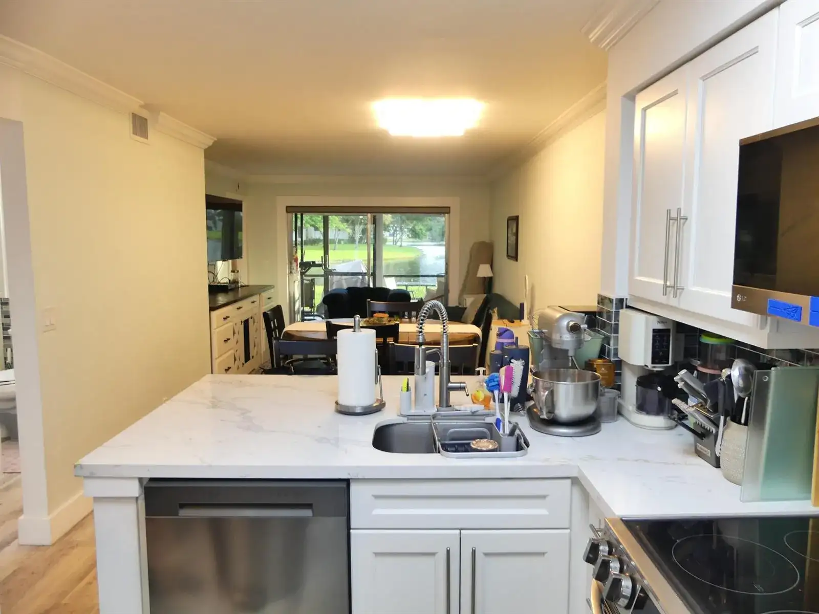 2226 N CYPRESS BEND Drive # 103, Pompano Beach FL 33069 photo 4
