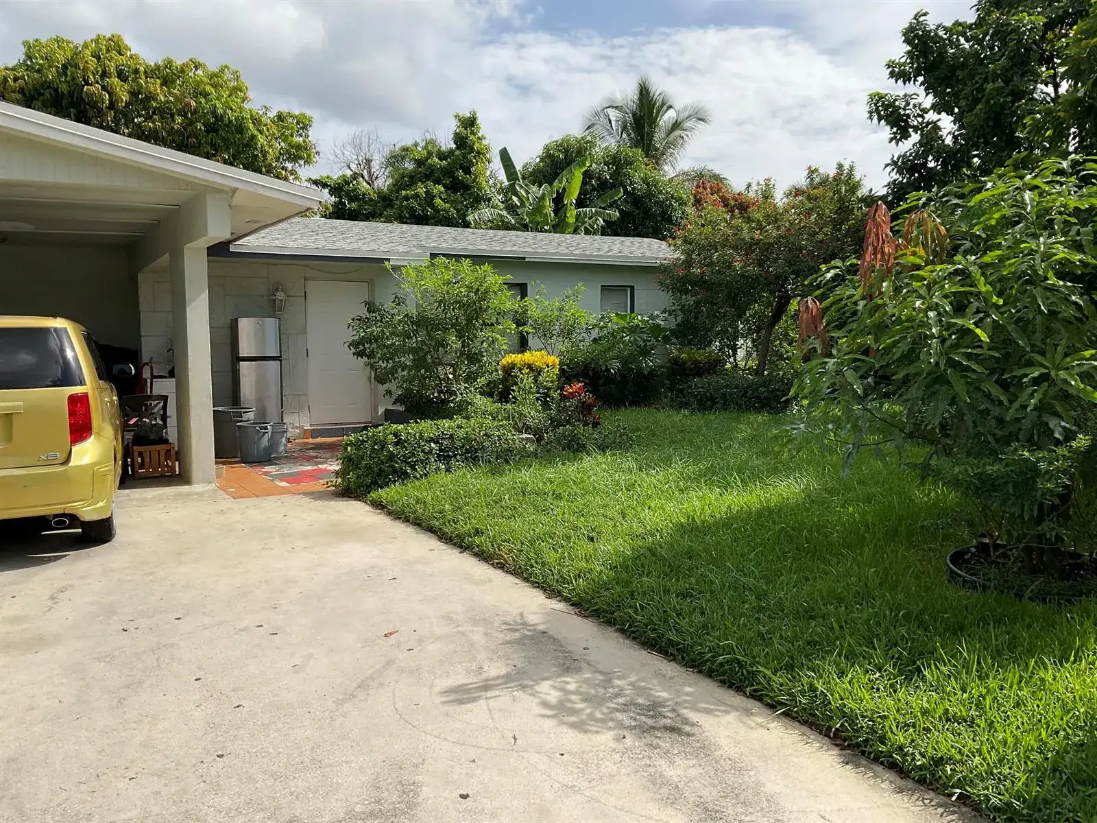 211 NE 27TH Avenue, Boynton Beach FL 33435 photo 3
