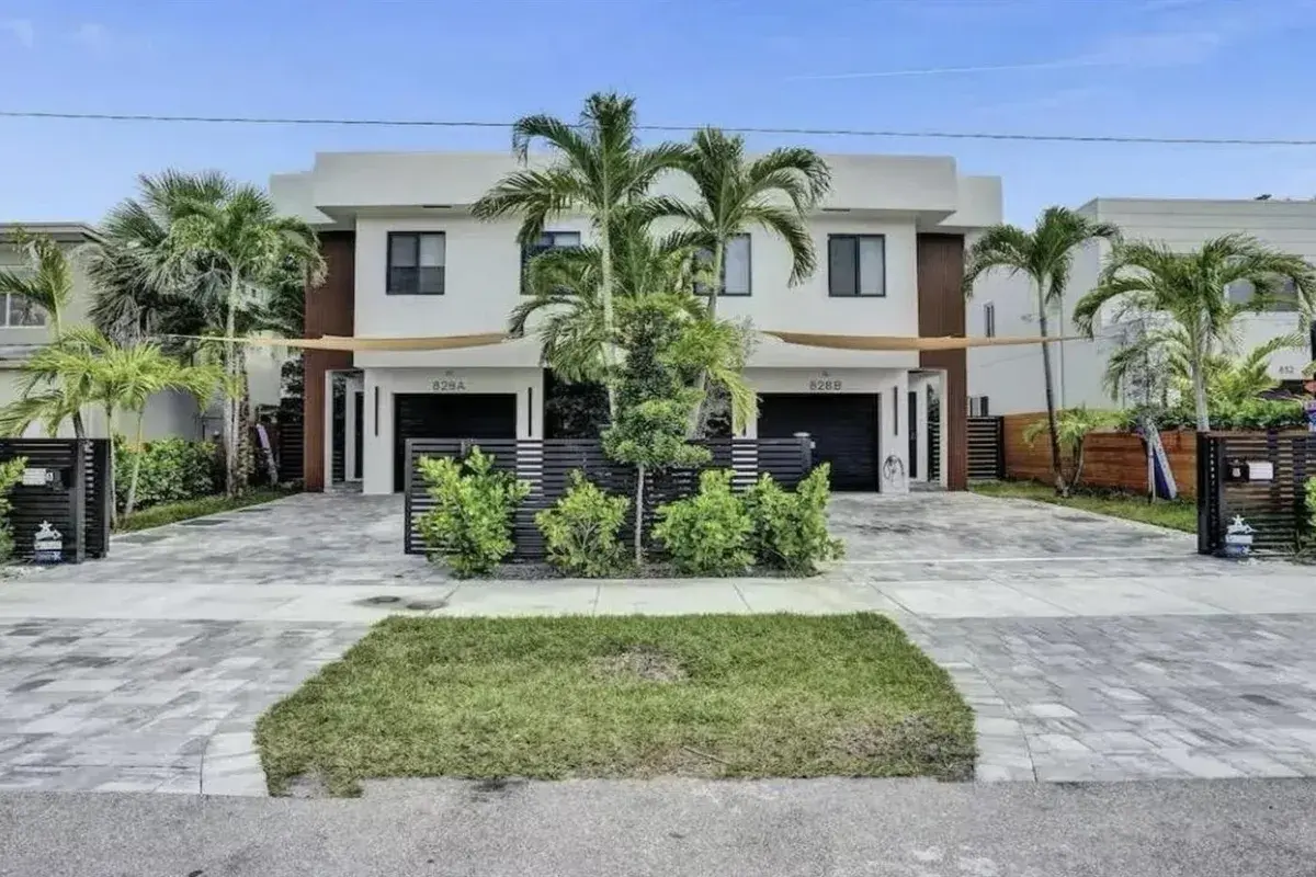 828 SW 16TH Street, Fort Lauderdale FL 33315
