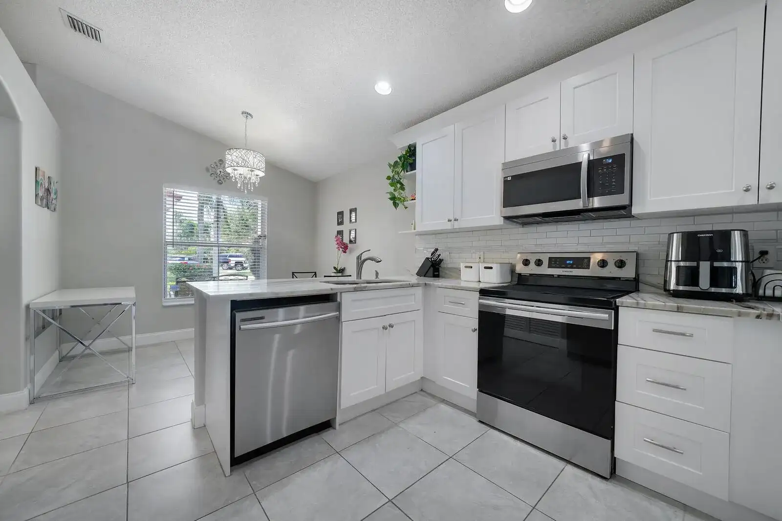 6376 Barton Creek Circle, Lake Worth FL 33463 photo 3