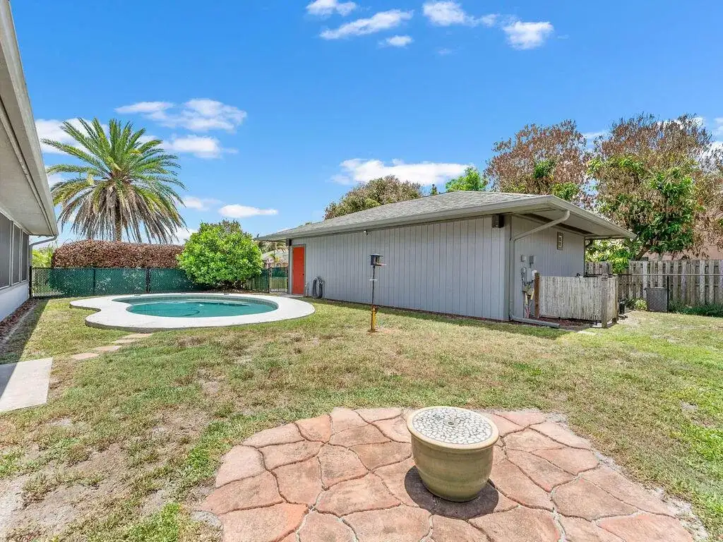 403 SW Cahoon Court, Port St. Lucie FL 34953 photo 5