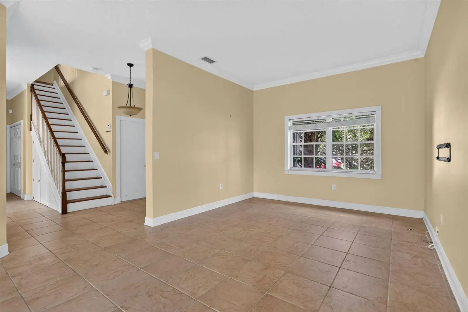 3151 NW 72ND Avenue, Margate FL 33063 photo 2