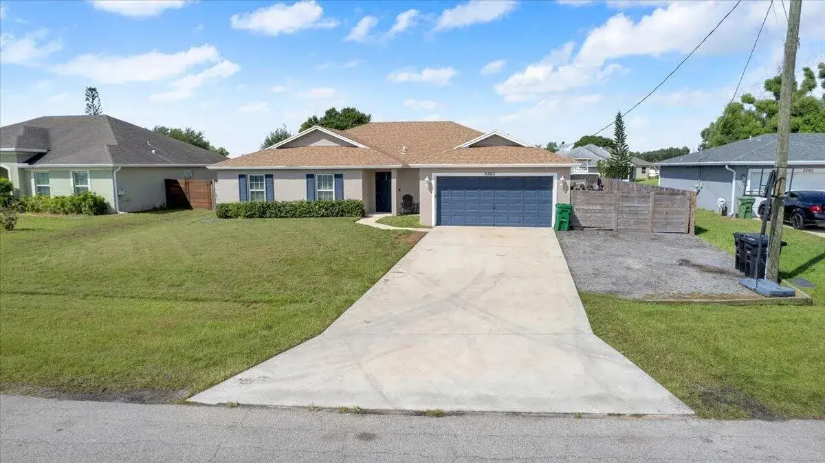 5263 NW East Delwood Drive, Port St. Lucie FL 34986