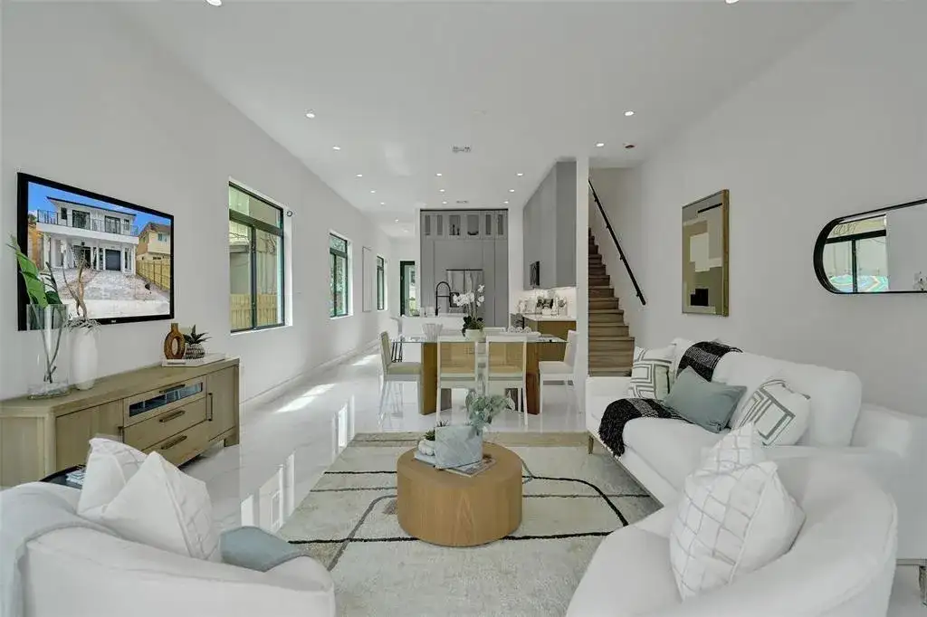 608 SW 7TH Avenue, Fort Lauderdale FL 33315 photo 3
