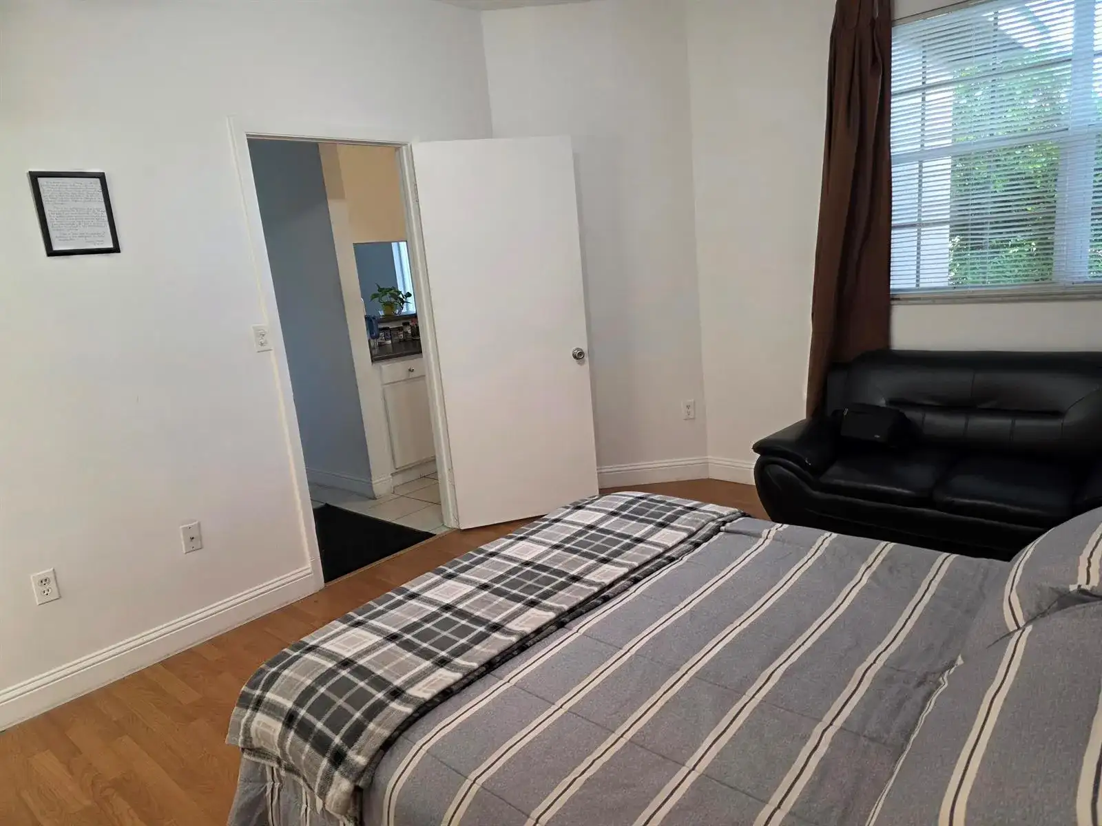 1821 NW 96TH Terrace # 5C, Pembroke Pines FL 33024 photo 4