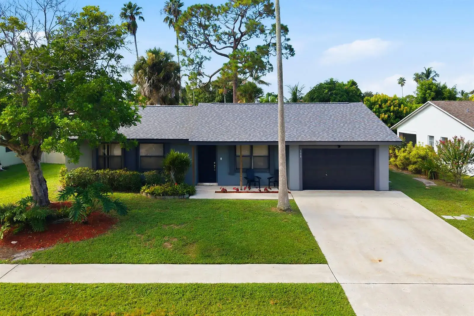 108 SANTA MONICA Avenue, Royal Palm Beach FL 33411