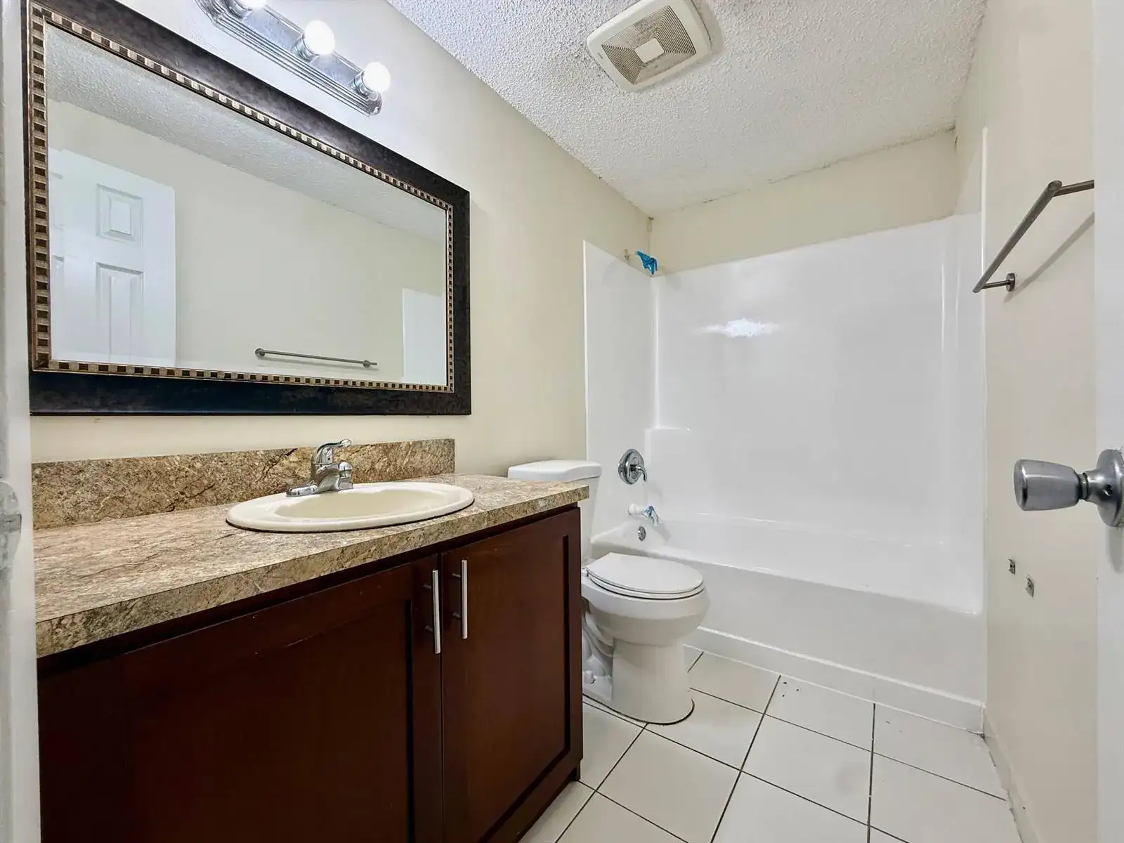 343 Gulfstream Road, Dania Beach FL 33004 photo 4
