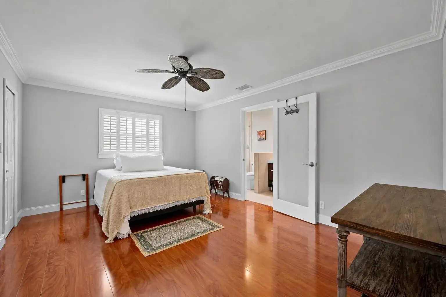 206 Lake Susan Lane, West Palm Beach FL 33411 photo 2