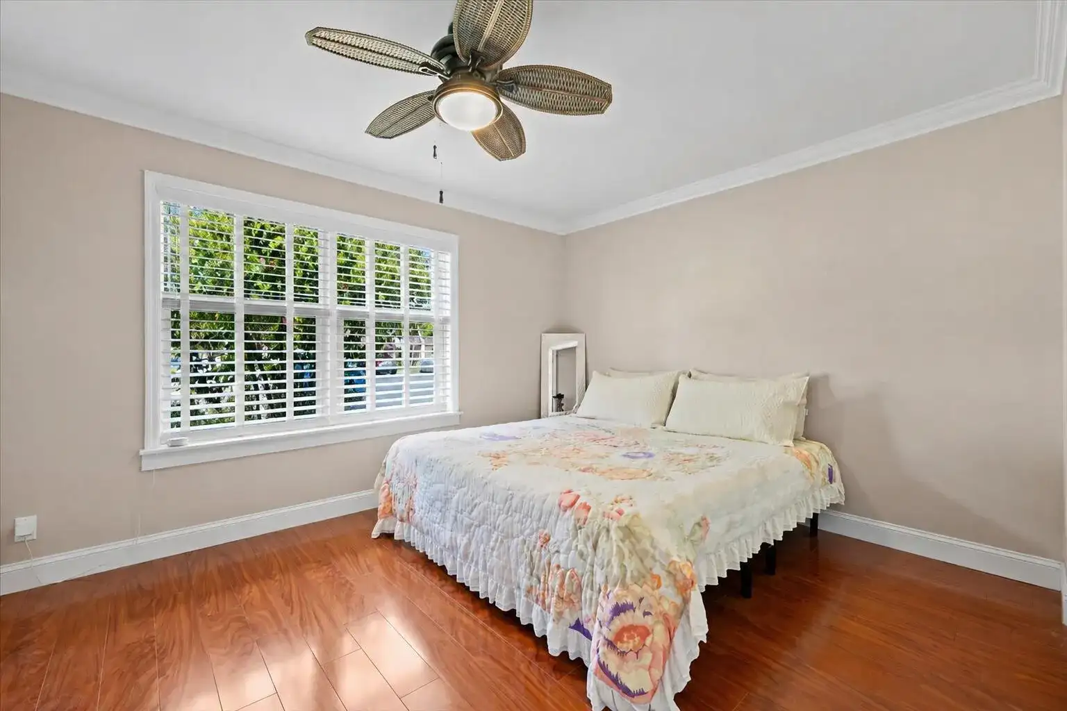206 Lake Susan Lane, West Palm Beach FL 33411 photo 4