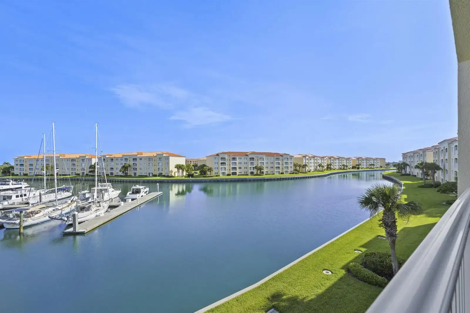 16 Harbour Isle Drive W # 302, Fort Pierce FL 34949 photo 4