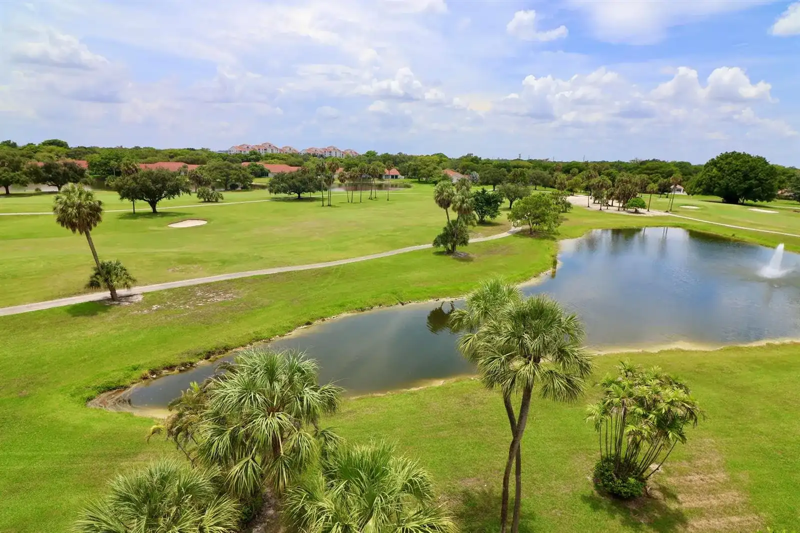 3980 OAKS CLUBHOUSE Drive # 511, Pompano Beach FL 33069
