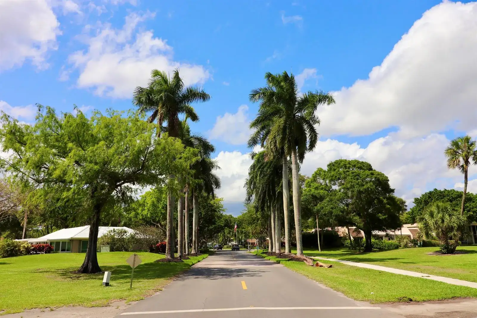 3980 OAKS CLUBHOUSE Drive # 511, Pompano Beach FL 33069 photo 3