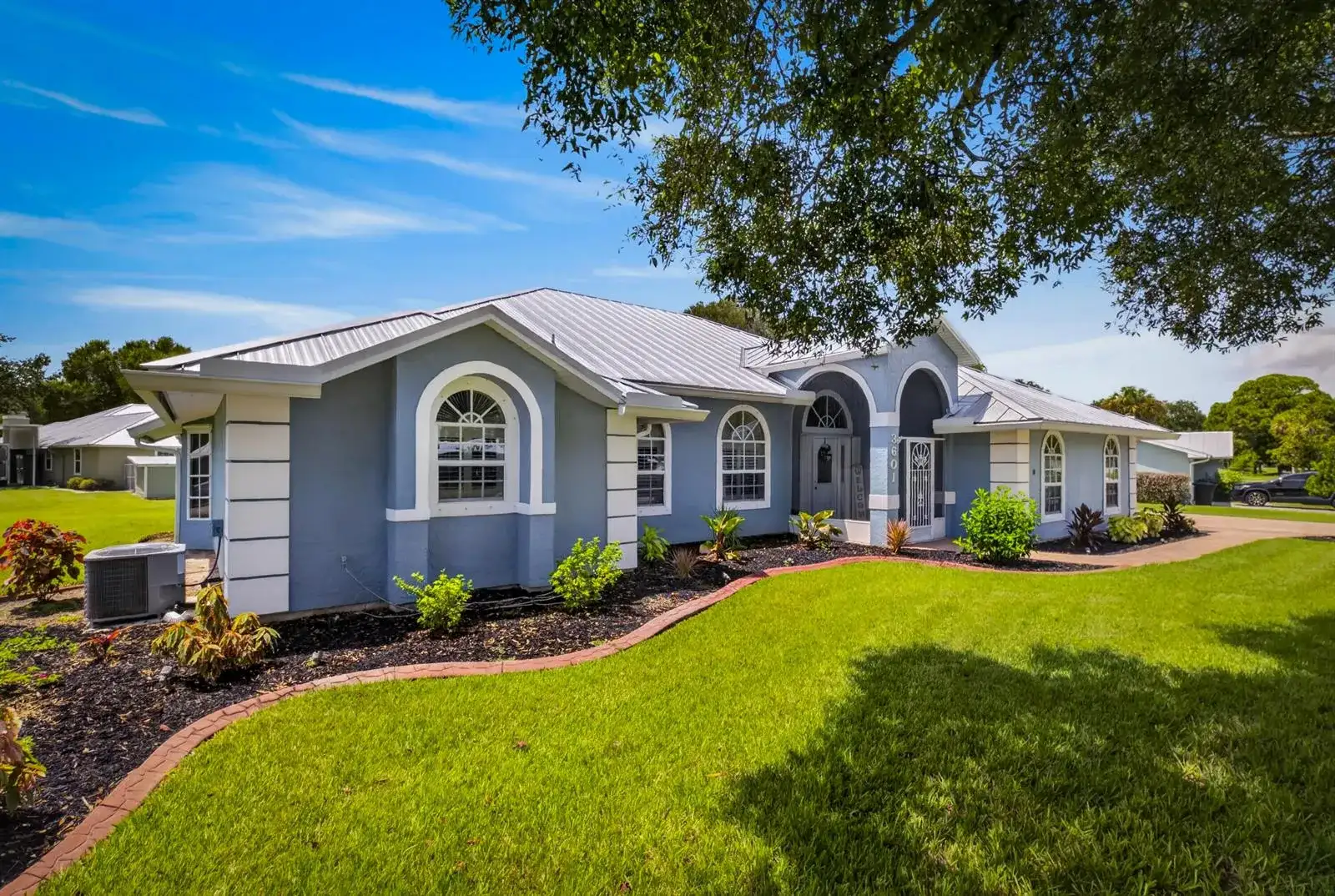 3601 Cottonwood Drive, Fort Pierce FL 34981 photo 2
