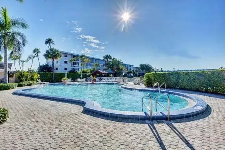 2855 Garden Drive S # 307, Lake Worth FL 33461