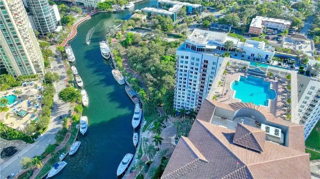 511 SE 5th Avenue # 2519, Fort Lauderdale FL 33301 photo 2