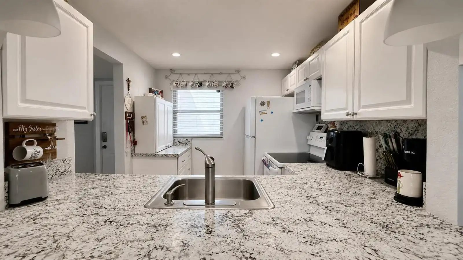 9480 Poinciana Place # 201, Davie FL 33324