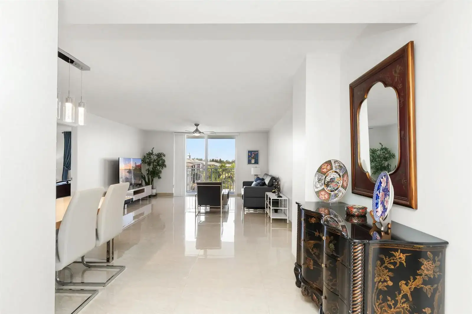 427 Golden Isles Drive # 4A, Hallandale Beach FL 33009 photo 5